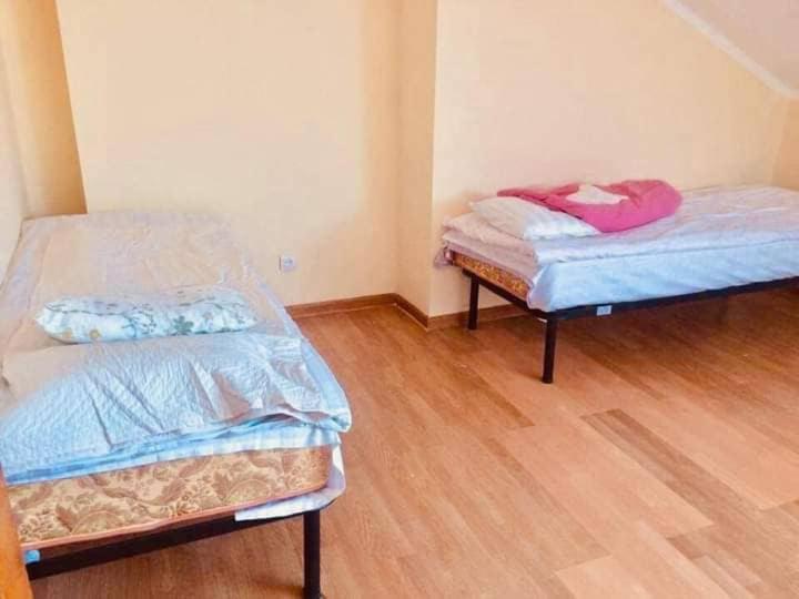 Mongolian Budget Hostel , Mbh Ulan Bator Eksteriør bilde
